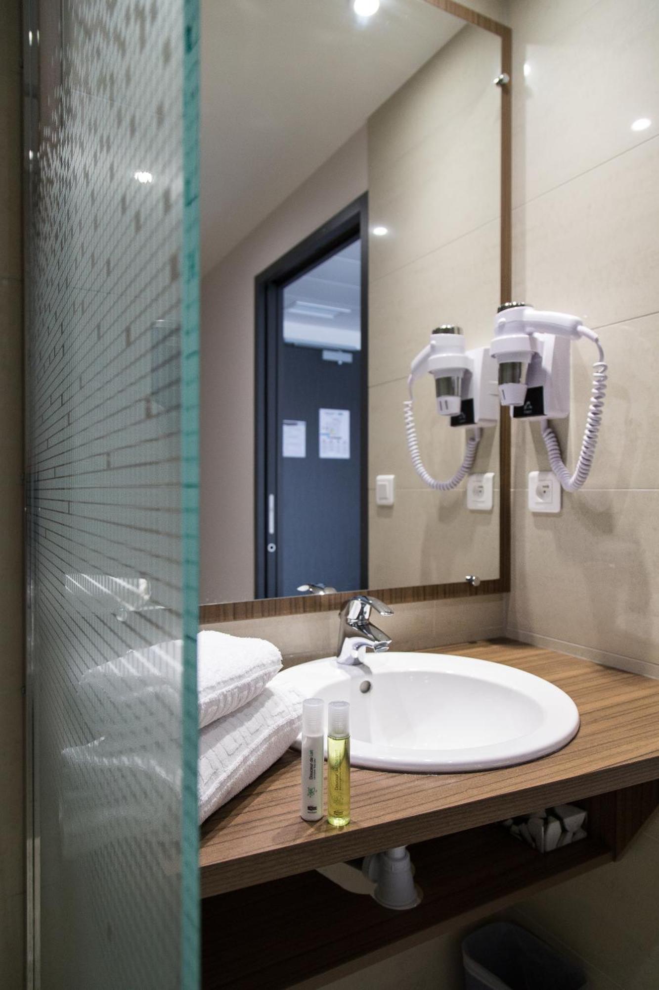 Brit Hotel Toulouse Colomiers - L'Esplanade Zewnętrze zdjęcie
