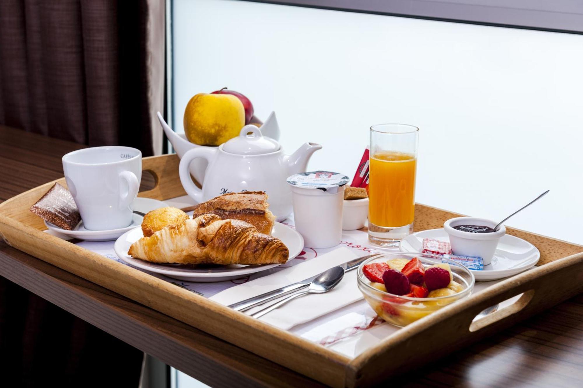 Brit Hotel Toulouse Colomiers - L'Esplanade Zewnętrze zdjęcie