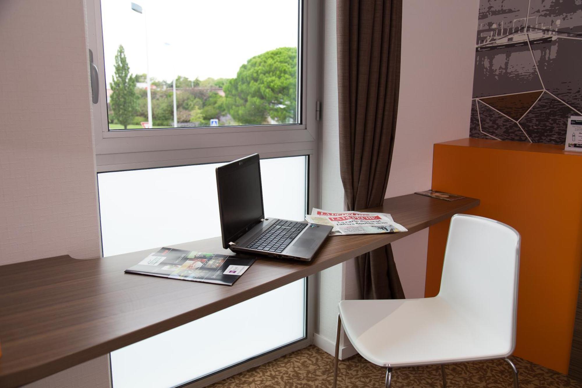 Brit Hotel Toulouse Colomiers - L'Esplanade Zewnętrze zdjęcie