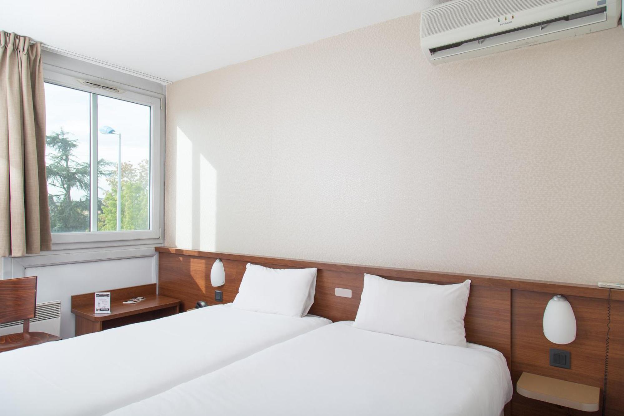 Brit Hotel Toulouse Colomiers - L'Esplanade Zewnętrze zdjęcie