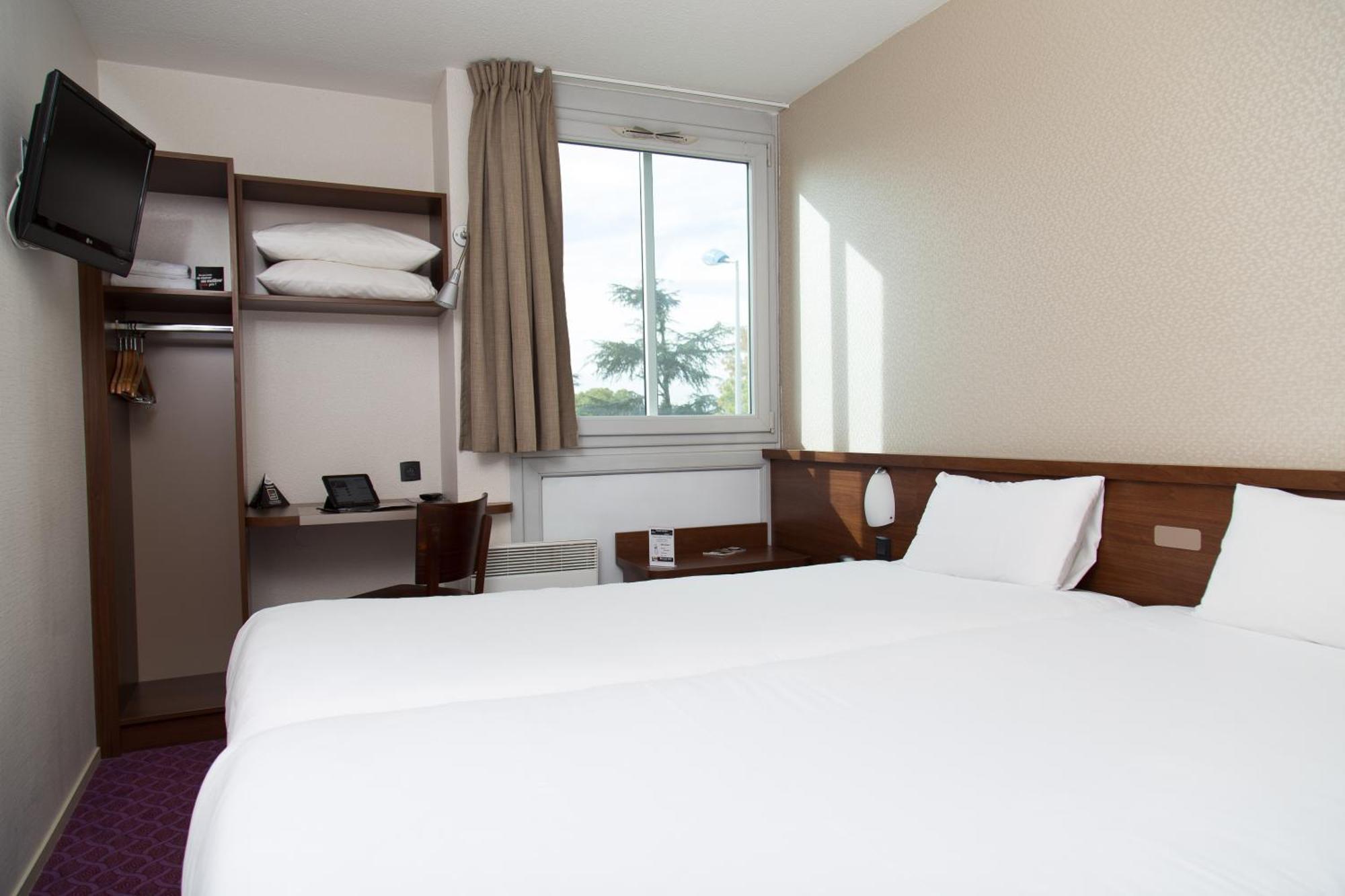 Brit Hotel Toulouse Colomiers - L'Esplanade Zewnętrze zdjęcie