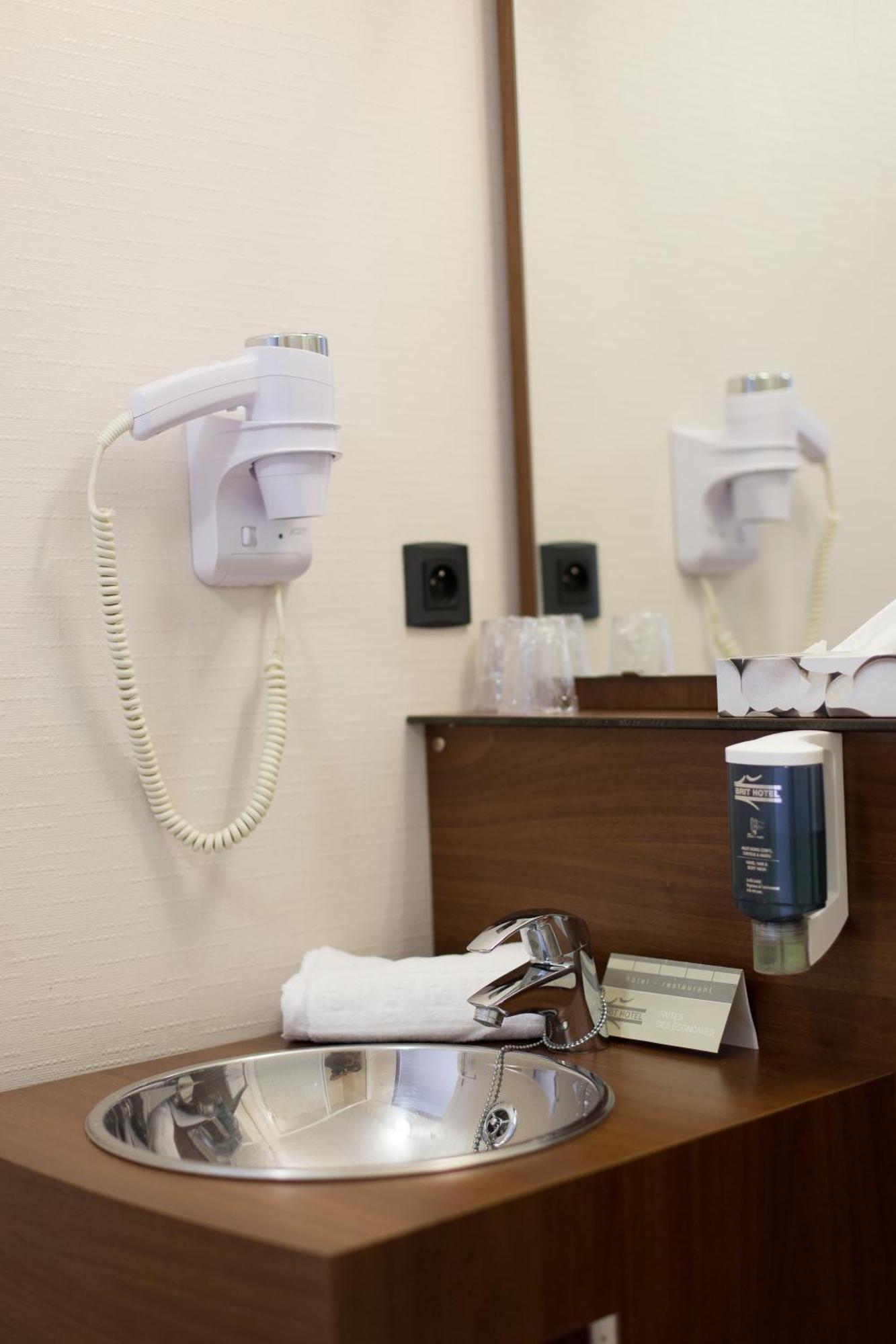 Brit Hotel Toulouse Colomiers - L'Esplanade Zewnętrze zdjęcie